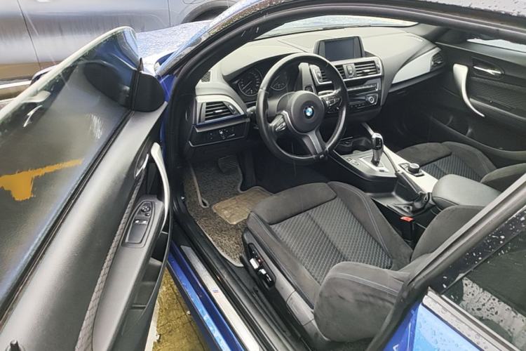 Used BMW 2 Series 2014 220i Sport Design Package Driver Seat