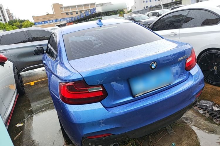 Used BMW 2 Series 2014 220i Sport Design Package Exterior 2