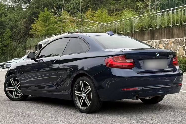 Used BMW 2 Series 2014 220i Sport Design Package Exterior 4