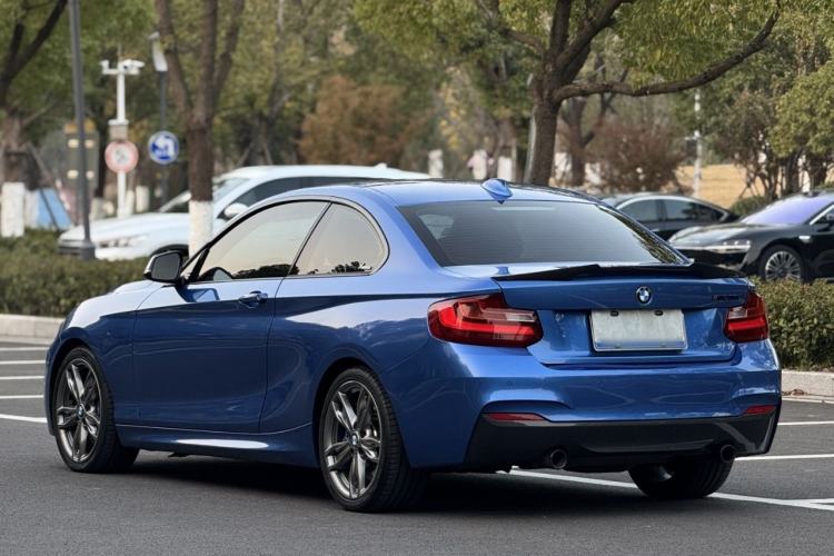 Used BMW 2 Series 2014 M235i Exterior 4