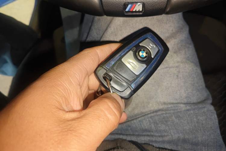Used BMW 2 Series 2014 220i Sport Design Package Interior 1