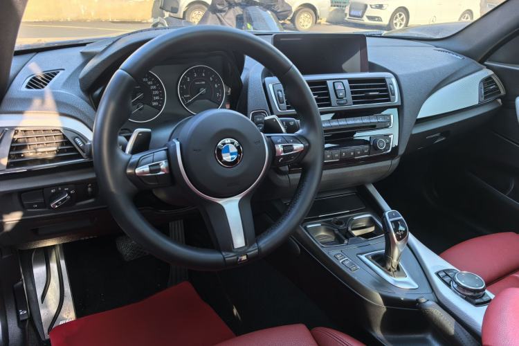 Used BMW 2 Series 2014 M235i Interior 5