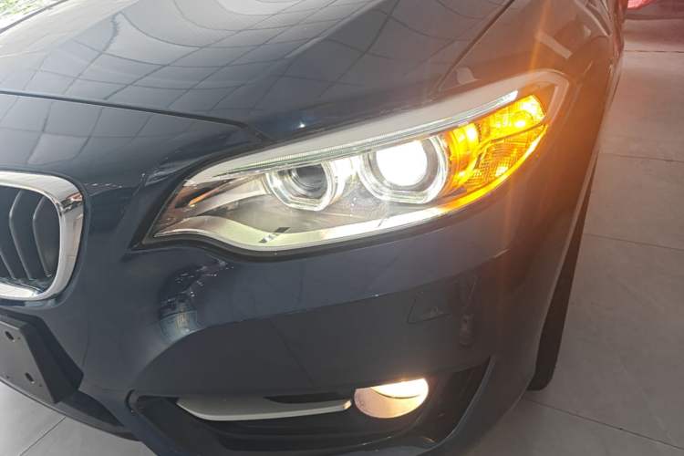 Used BMW 2 Series 2014 220i Sport Design Package Left Front Headlight
