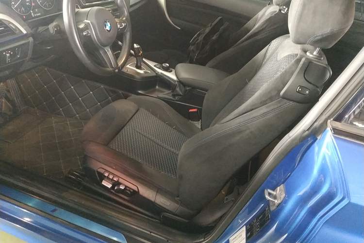 Used BMW 2 Series 2014 220i Sport Design Package Left Front Seat