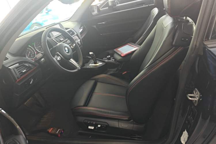 Used BMW 2 Series 2014 220i Sport Design Package Left Front Seat