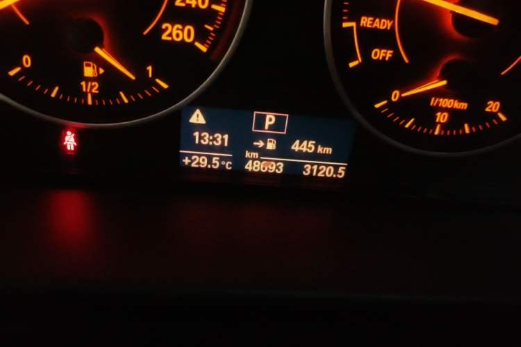 Used BMW 2 Series 2014 220i Sport Design Package Odometer Close Up