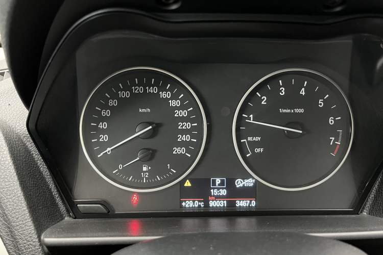 Used BMW 2 Series 2014 220i Leading Model Odometer Close Up
