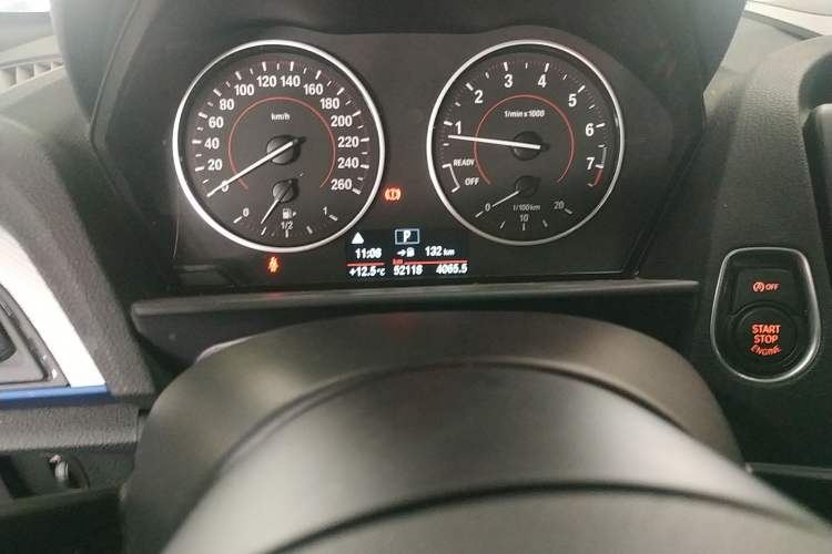 Used BMW 2 Series 2014 220i Sport Design Package Odometer Close Up