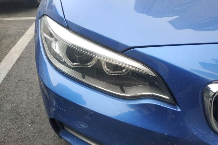 Used BMW 2 Series 2014 M235i Right Front Headlight