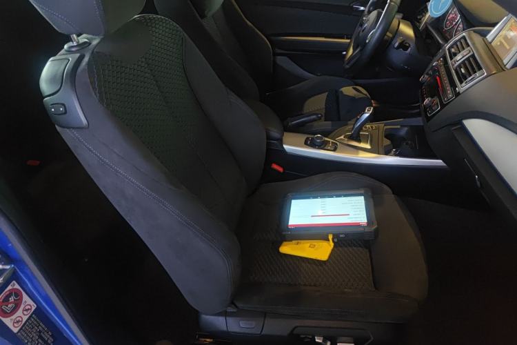 Used BMW 2 Series 2014 220i Sport Design Package Right Front Seat