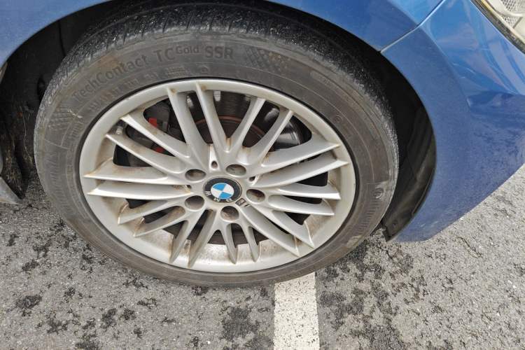 Used BMW 2 Series 2014 220i Sport Design Package Right Front Wheel Hub