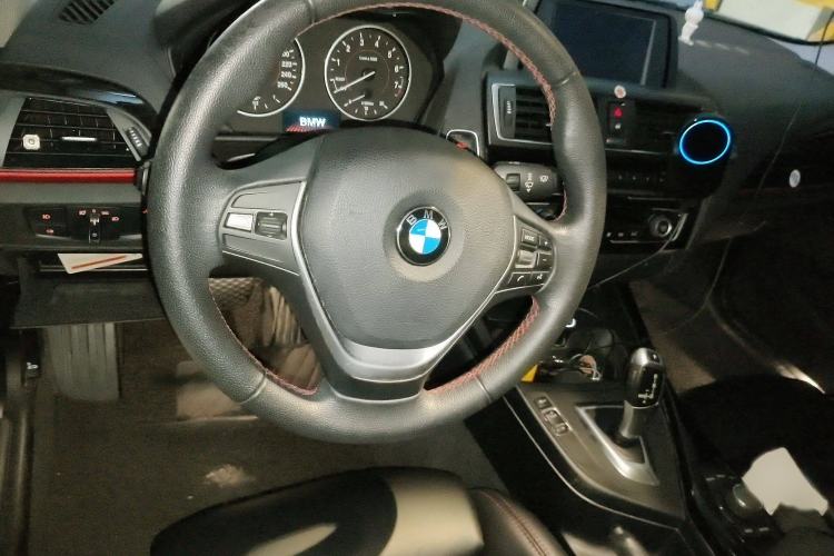 Used BMW 2 Series 2014 220i Sport Design Package Steering Wheel