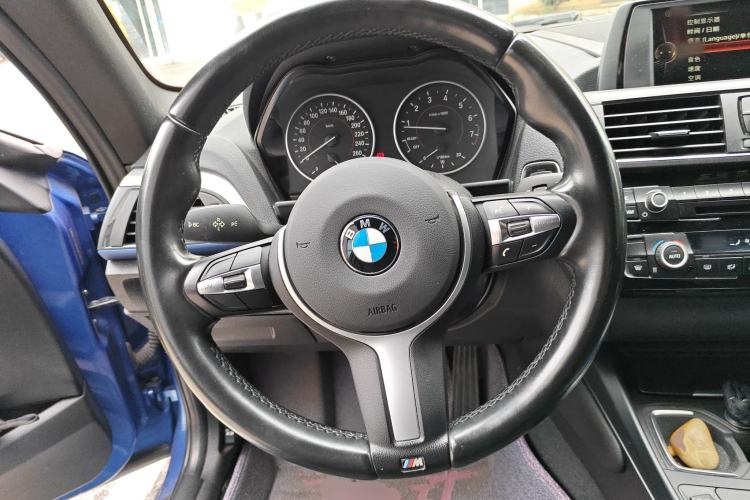 Used BMW 2 Series 2014 220i Sport Design Package Steering Wheel
