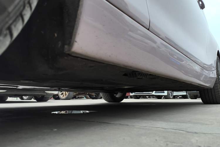 Used BMW 2 Series 2014 220i Sport Design Package Chassis Front Left