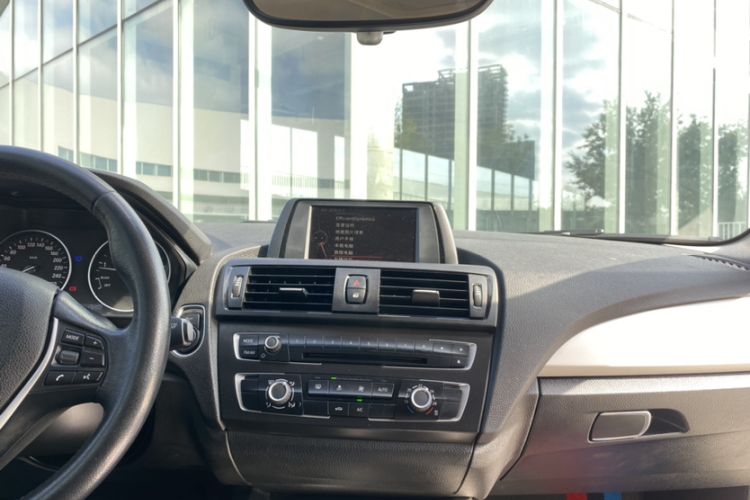 Used BMW 2 Series 2014 220i Leading Model Audio And AC Panel