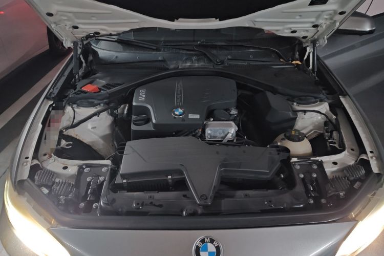 Used BMW 2 Series 2014 220i Leading Model Engine Bay