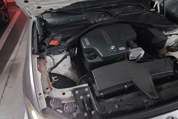 Used BMW 2 Series 2014 220i Leading Model Engine Bay Right