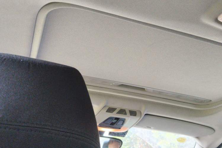 Used BMW 2 Series 2014 220i Leading Model Headliner