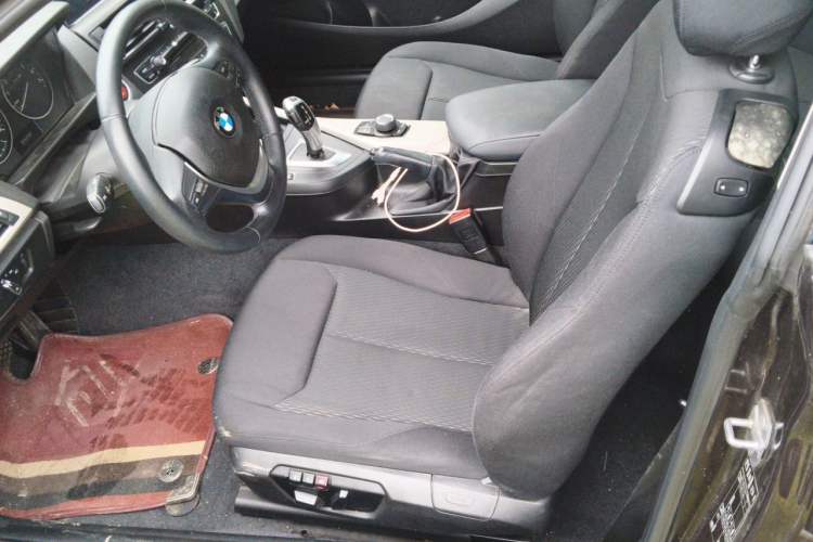 Used BMW 2 Series 2014 220i Leading Model Left Front Seat