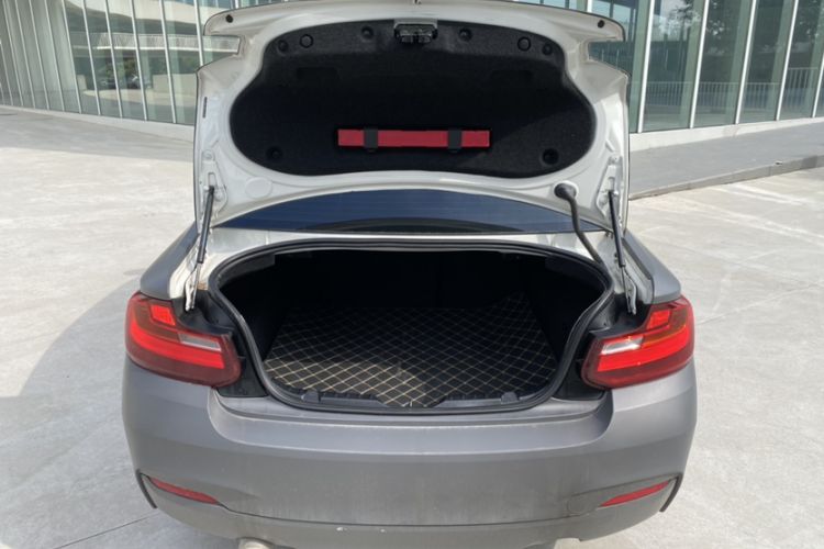 Used BMW 2 Series 2014 220i Leading Model Trunk