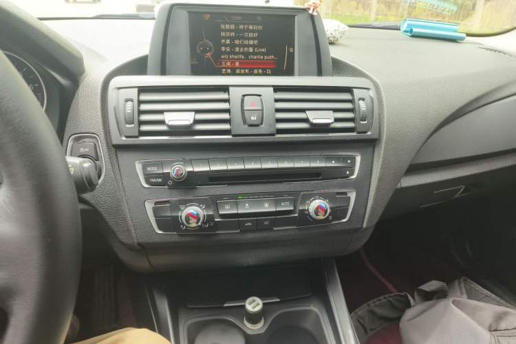 Used BMW 2 Series 2014 220i Leading Model Audio And AC Panel