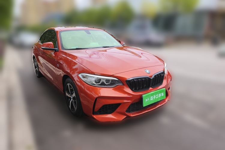 Used BMW 2 Series 2014 220i Leading Model Front Right 45 Deg