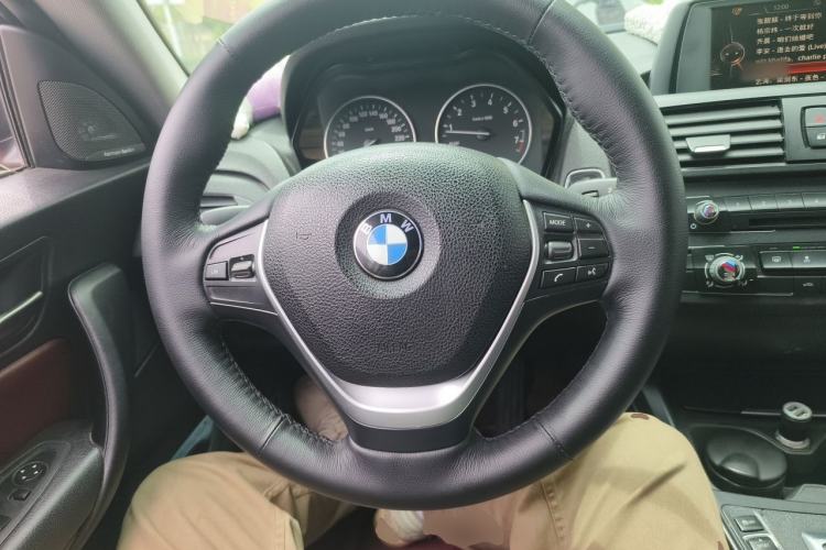 Used BMW 2 Series 2014 220i Leading Model Steering Wheel
