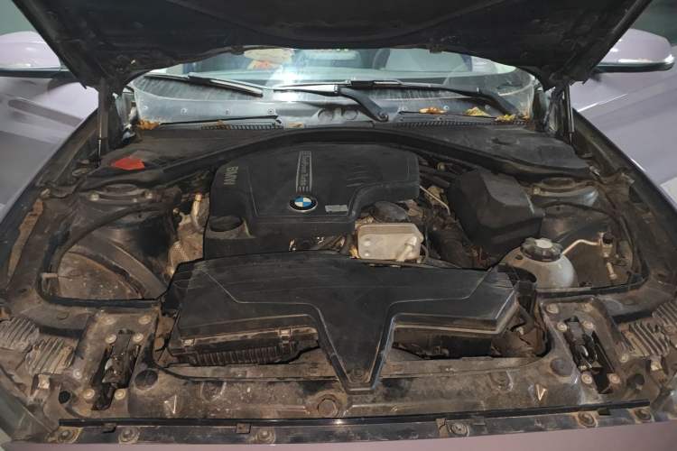 Used BMW 2 Series 2014 220i Leading Model Engine Bay