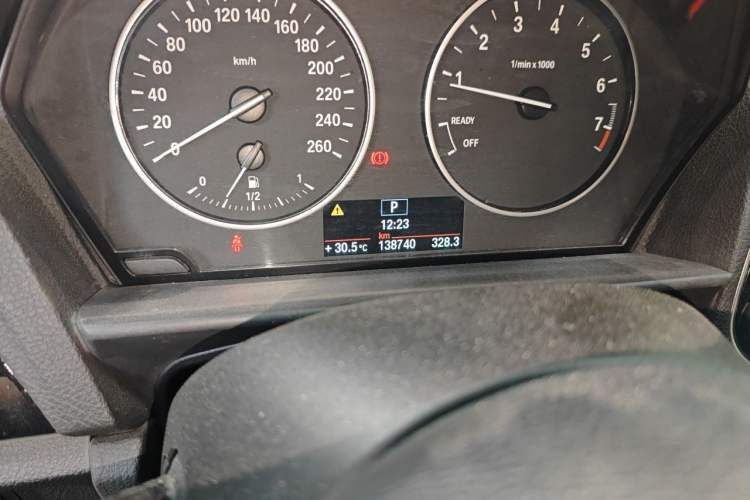 Used BMW 2 Series 2014 220i Leading Model Odometer Close Up