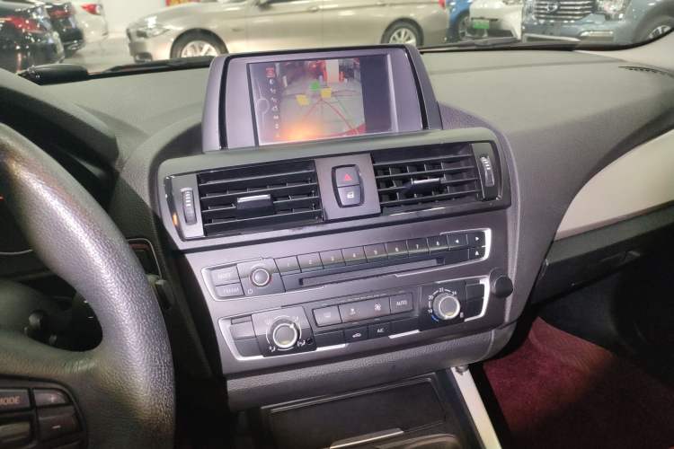 Used BMW 2 Series 2014 220i Leading Model Audio And AC Panel