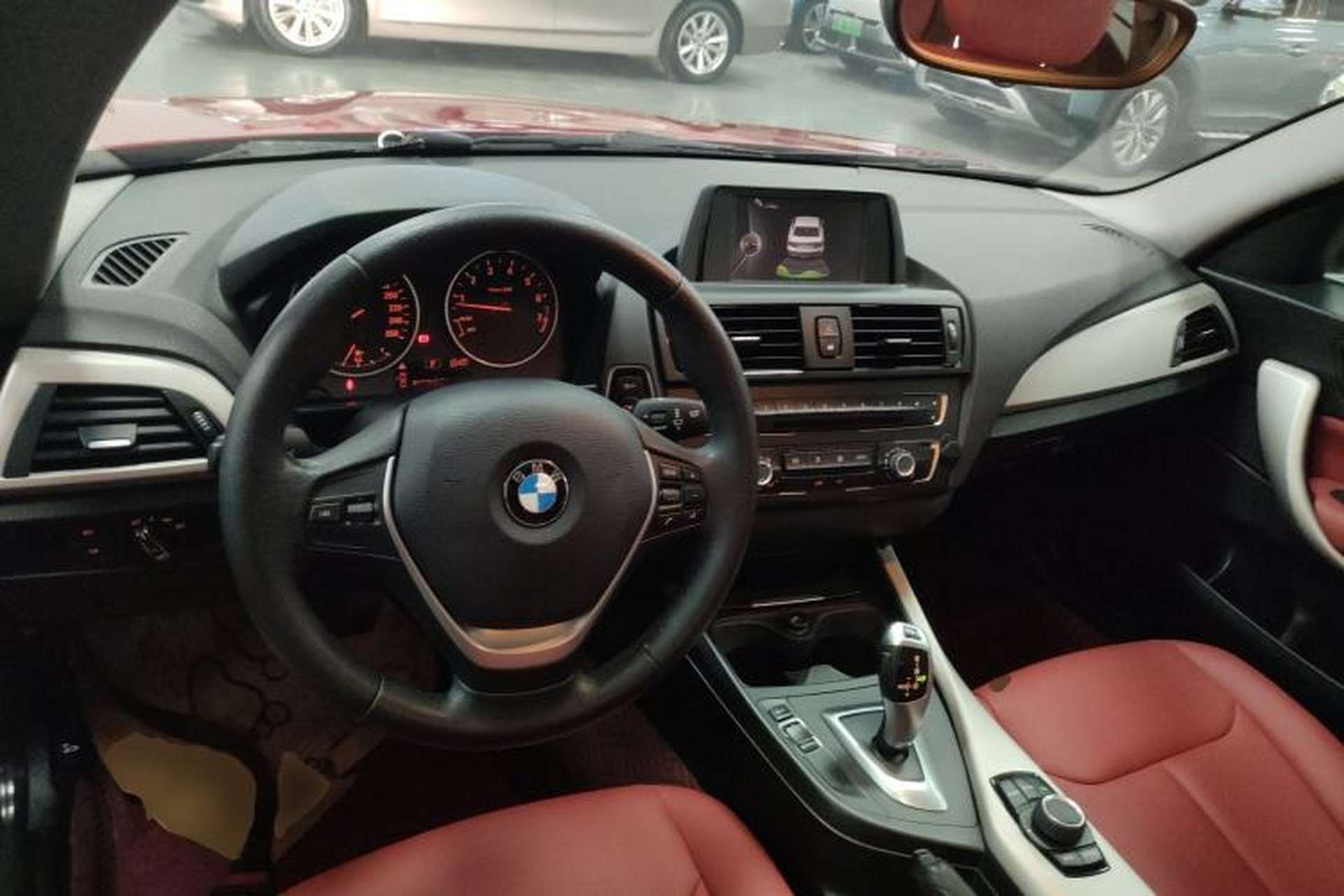 Used BMW 2 Series 2014 220i Leading Model Center Console