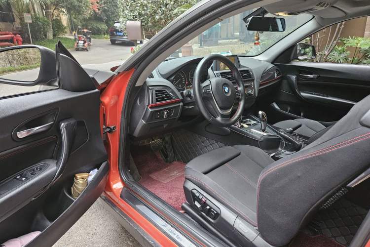 Used BMW 2 Series 2014 220i Sport Design Package Driver Seat