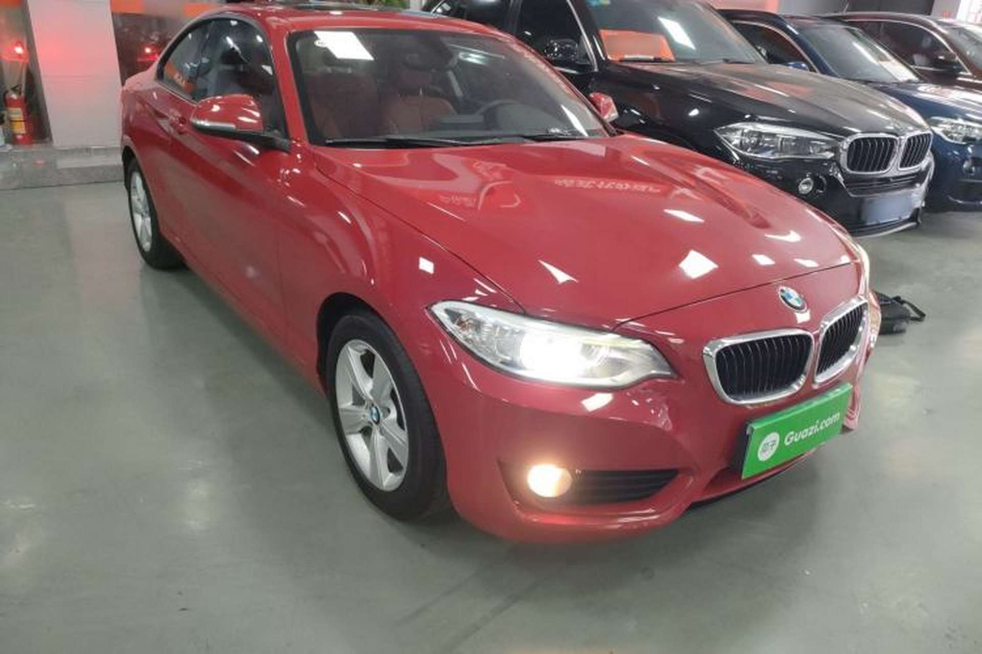 Used BMW 2 Series 2014 220i Leading Model Front Right 45 Deg