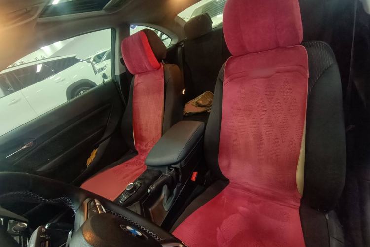 Used BMW 2 Series 2014 220i Leading Model Interior 4