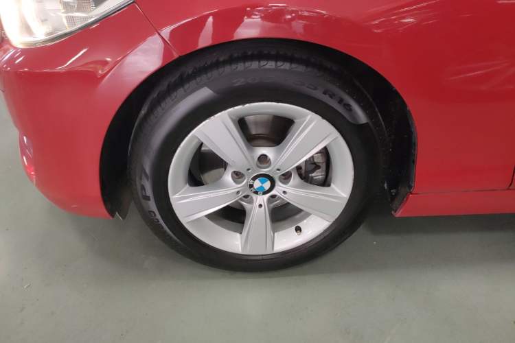 Used BMW 2 Series 2014 220i Leading Model Left Front Wheel Hub