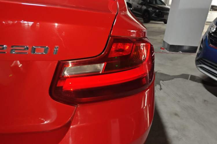 Used BMW 2 Series 2014 220i Leading Model Right Rear Taillight