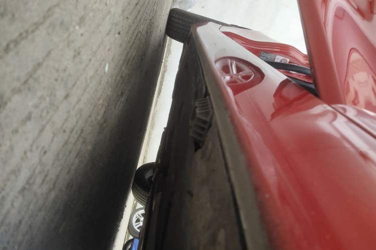 Used BMW 2 Series 2014 220i Leading Model Right Side Sill