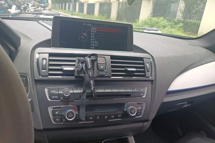 Used BMW 2 Series 2014 M235i Audio And AC Panel