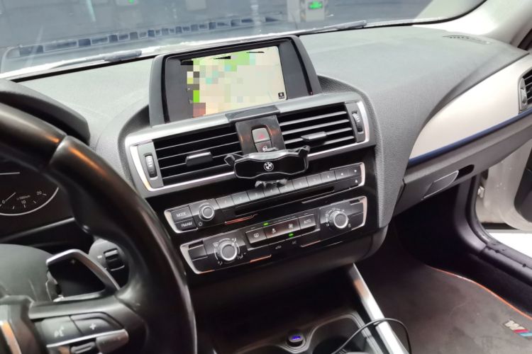 Used BMW 2 Series 2014 220i Leading Model Audio And AC Panel