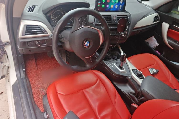 Used BMW 2 Series 2014 220i Leading Model Center Console