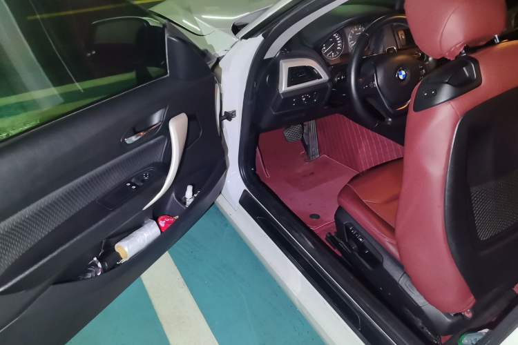 Used BMW 2 Series 2014 220i Leading Model Driver Seat