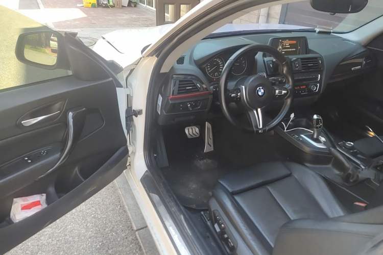 Used BMW 2 Series 2014 220i Leading Model Driver Seat
