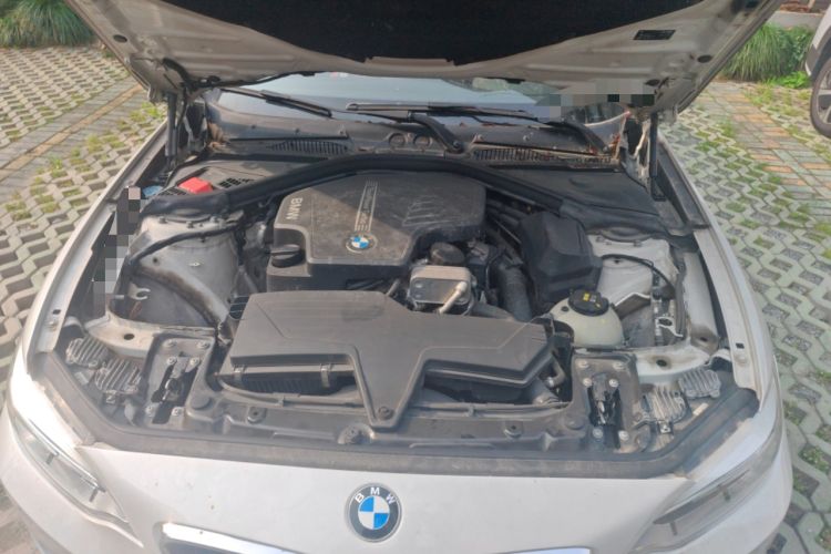Used BMW 2 Series 2014 220i Leading Model Engine Bay