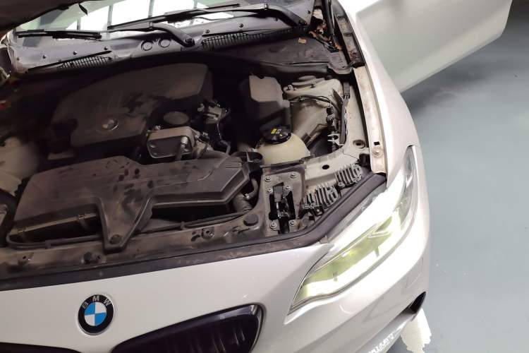 Used BMW 2 Series 2014 220i Leading Model Engine Bay Left