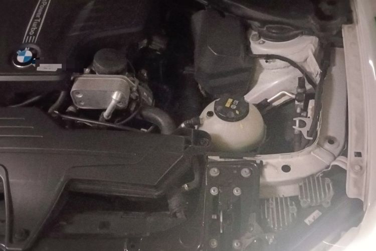 Used BMW 2 Series 2014 220i Leading Model Engine Bay Left