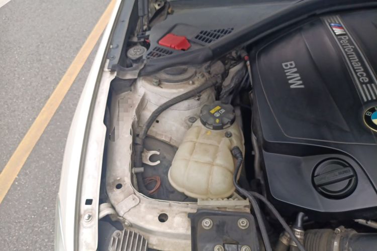 Used BMW 2 Series 2014 M235i Engine Bay Right