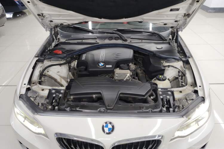 Used BMW 2 Series 2014 220i Sport Design Package Engine Bay