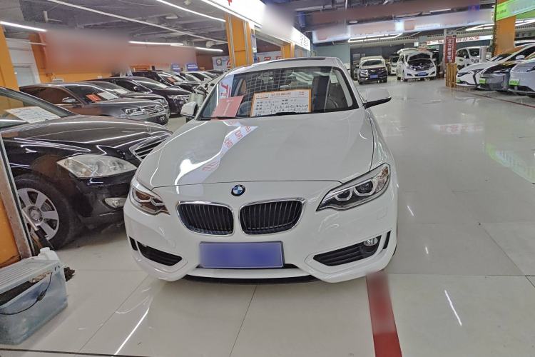 Used BMW 2 Series 2014 220i Leading Model Exterior 1