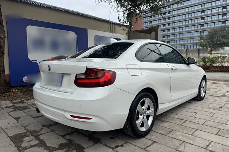 Used BMW 2 Series 2014 220i Leading Model Exterior 5