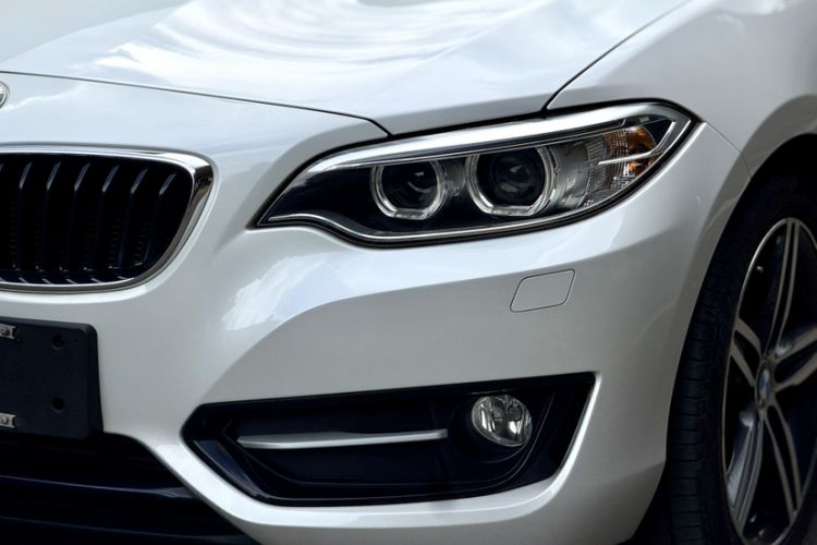 Used BMW 2 Series 2014 220i Sport Design Package Exterior 7